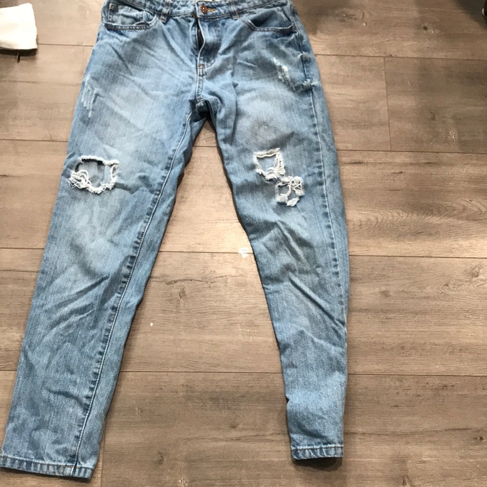 Forever 21. Boyfriend fit jeans